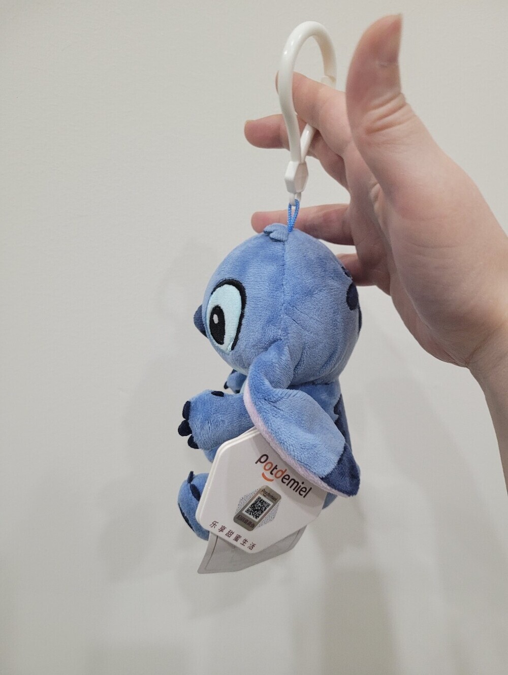 Brand New Disney Stitch Classic Plush Keychain - Picture 2 of 8